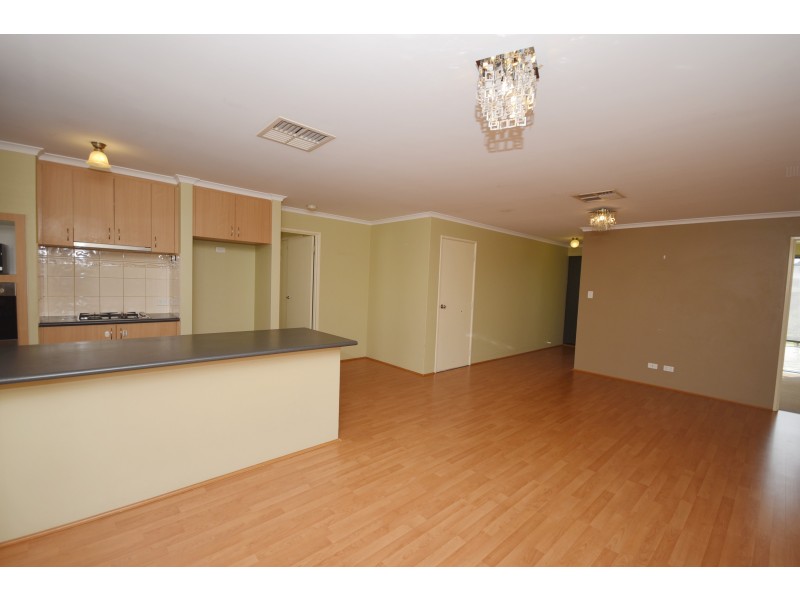 10 Madras Way, Southern River WA 6110