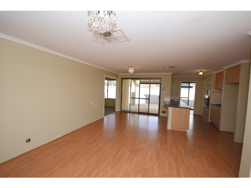 10 Madras Way, Southern River WA 6110