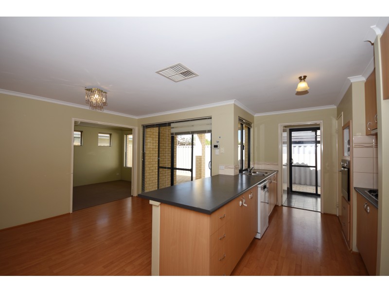 10 Madras Way, Southern River WA 6110