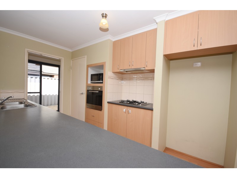 10 Madras Way, Southern River WA 6110