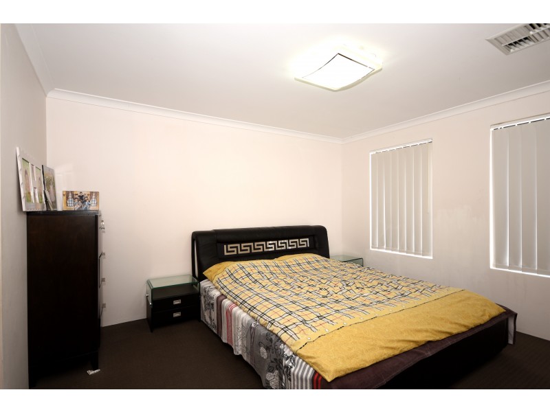 28 Glenariff Boulevard, Canning Vale WA 6155