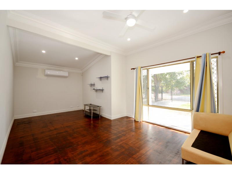 1/129 Wheatley Street, Gosnells WA 6110