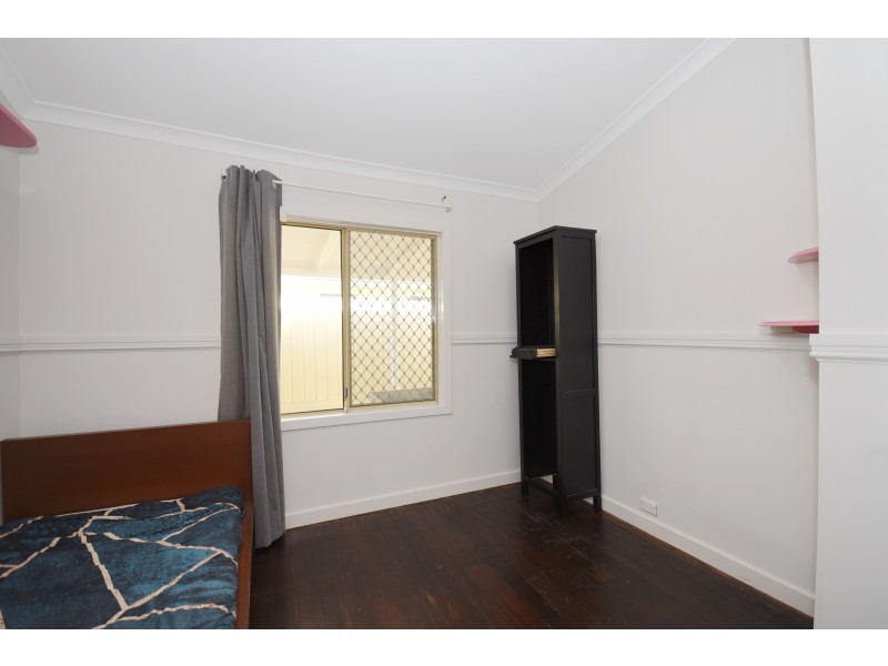 1/129 Wheatley Street, Gosnells WA 6110