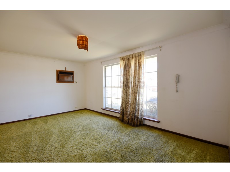 58 Meadowbrook Drive, Parkwood WA 6147