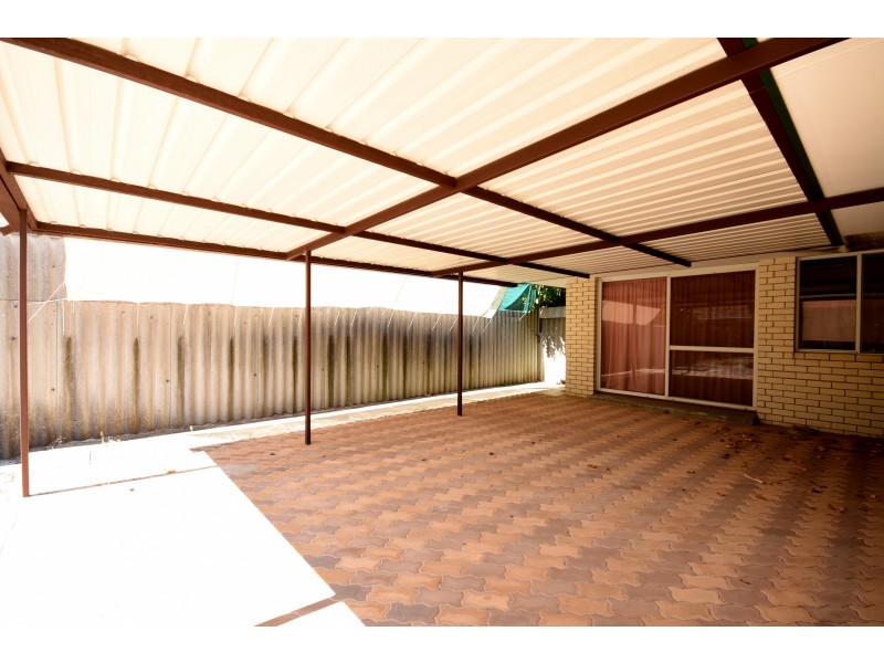 58 Meadowbrook Drive, Parkwood WA 6147