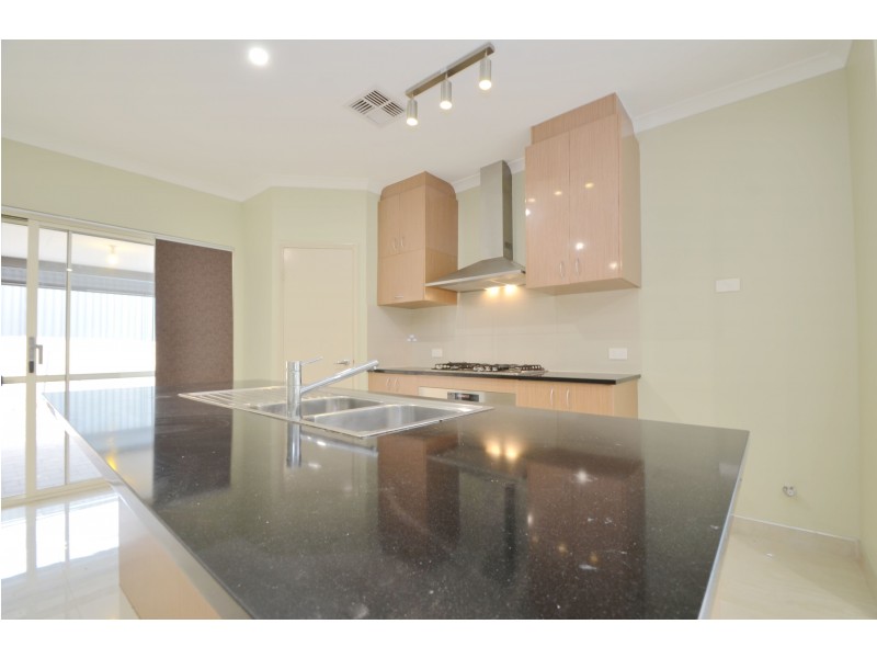 25 Ameer Way, Beeliar WA 6164