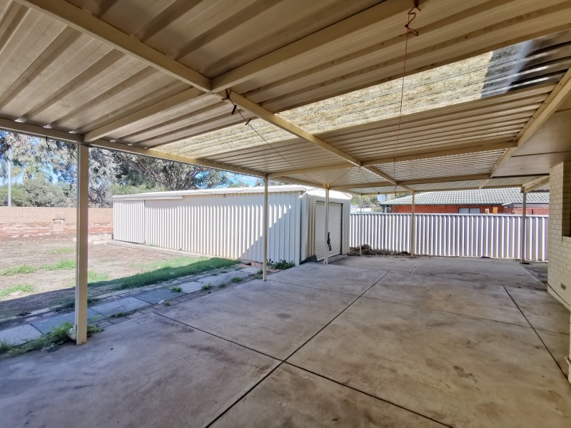 77 Doorigo Road, Armadale WA 6112