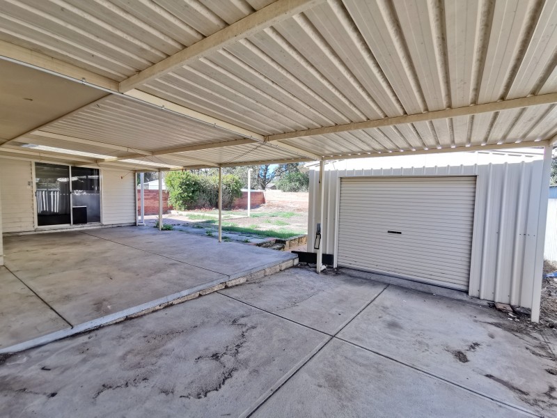 77 Doorigo Road, Armadale WA 6112