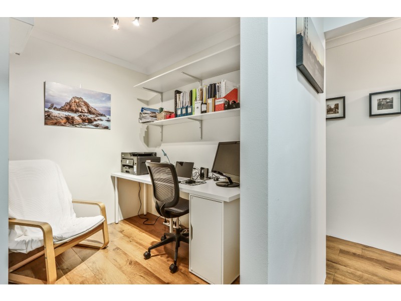 33 Benalla Drive, Harrisdale WA 6112