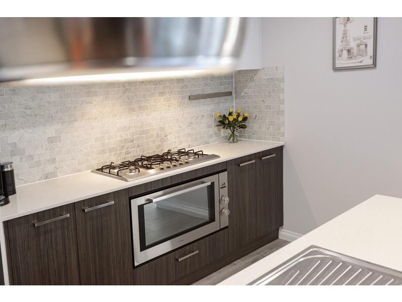 11 Sweetgum Way, Piara Waters WA 6112