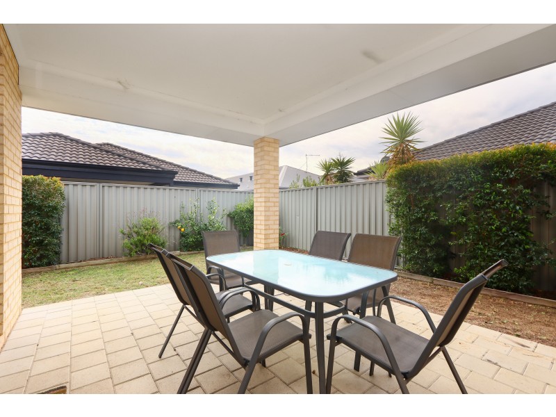 28 Rockefeller Way, Harrisdale WA 6112