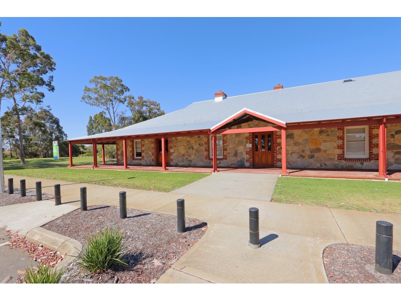 95 Harrisdale Drive, Harrisdale WA 6112