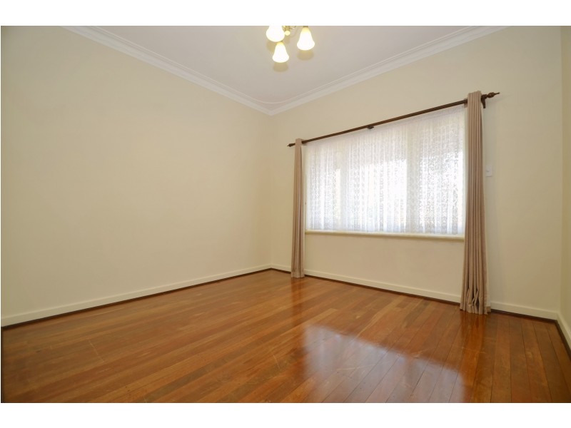 143 Fremantle Road, Gosnells WA 6110