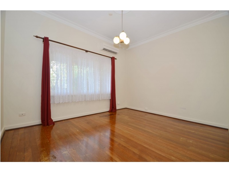 143 Fremantle Road, Gosnells WA 6110