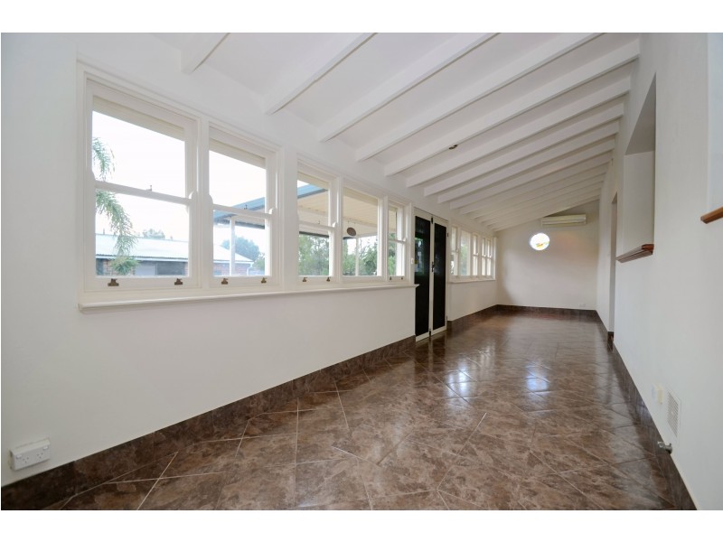 143 Fremantle Road, Gosnells WA 6110