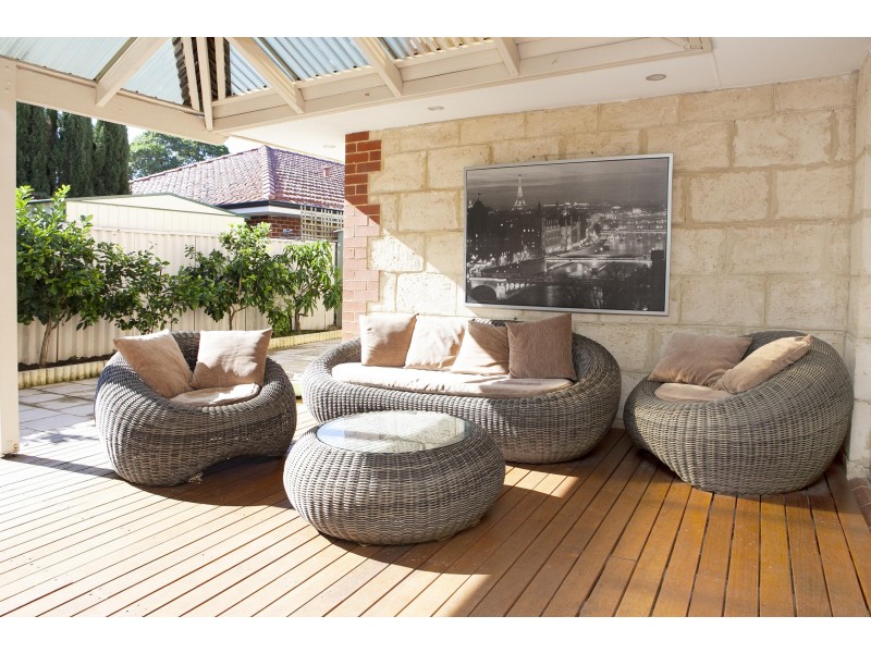 32 Central Avenue, Ardross WA 6153