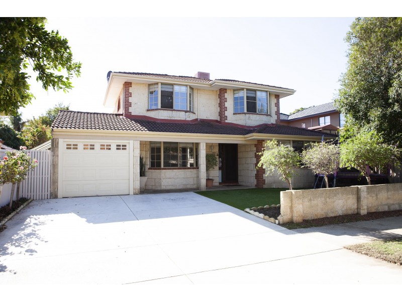 32 Central Avenue, Ardross WA 6153