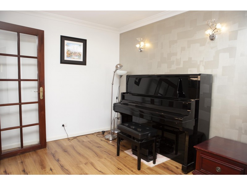 32 Central Avenue, Ardross WA 6153