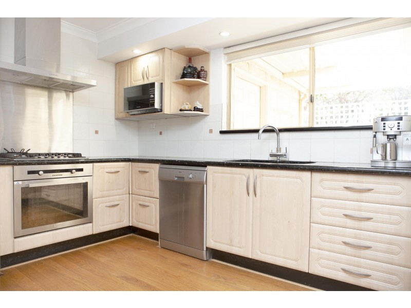 32 Central Avenue, Ardross WA 6153