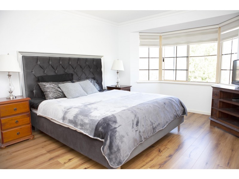 32 Central Avenue, Ardross WA 6153