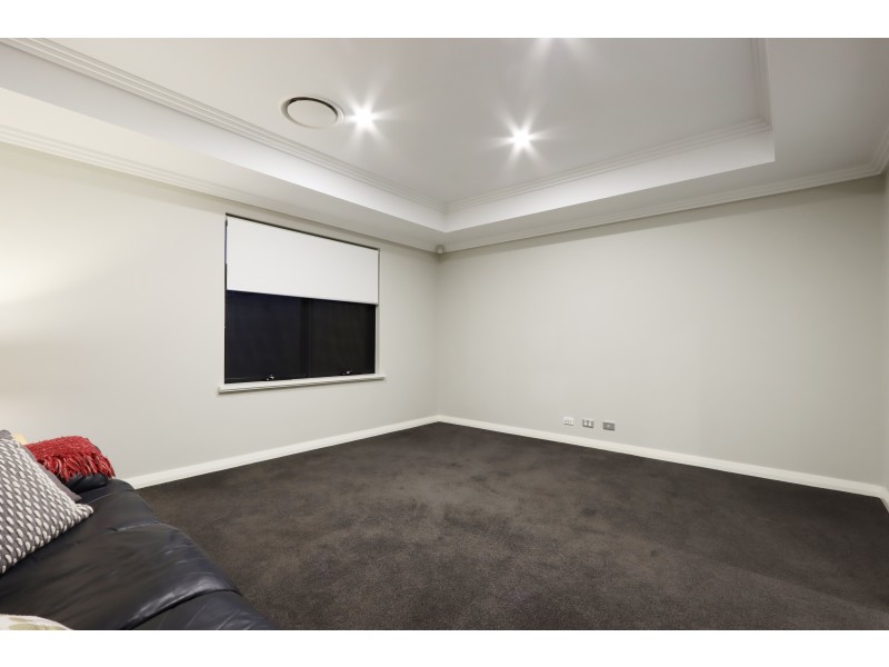 7 Sheldon Street, Piara Waters WA 6112