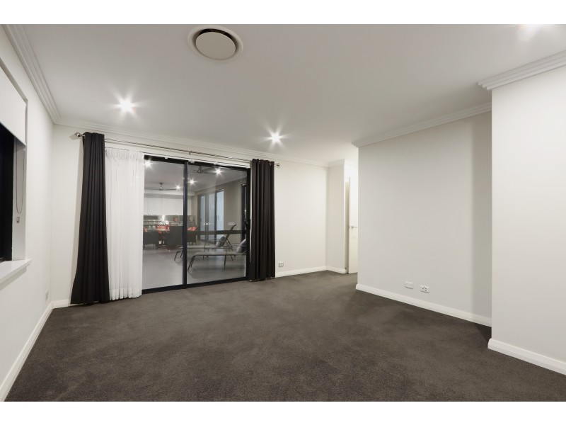 7 Sheldon Street, Piara Waters WA 6112