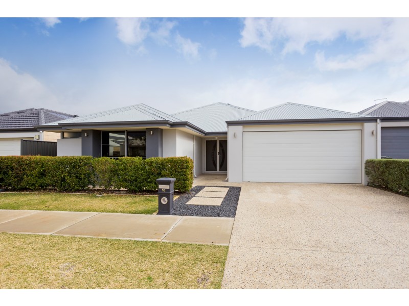 16 Flindell Way, Piara Waters WA 6112