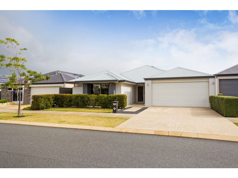 16 Flindell Way, Piara Waters WA 6112