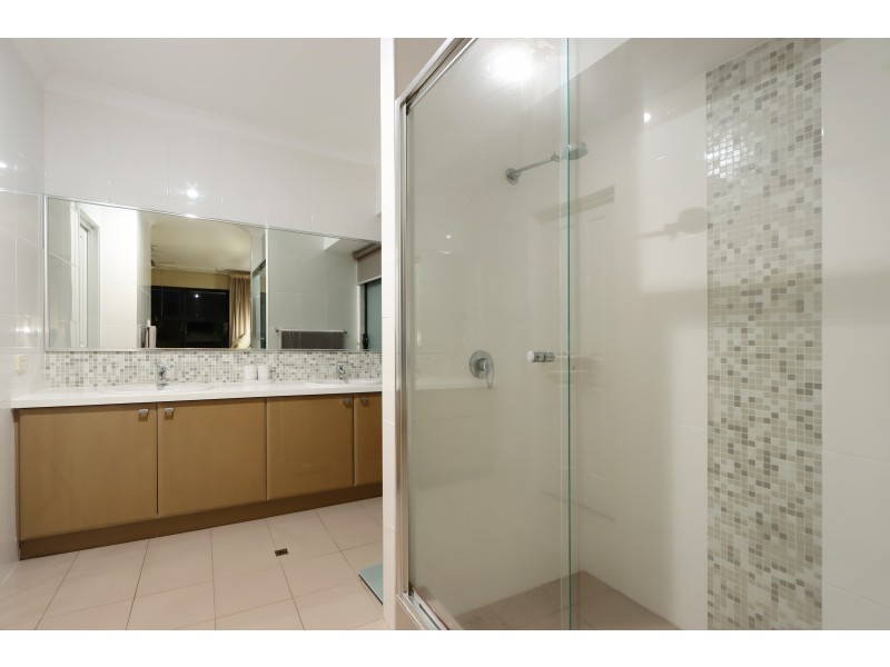 11 Mingara Avenue, Harrisdale WA 6112