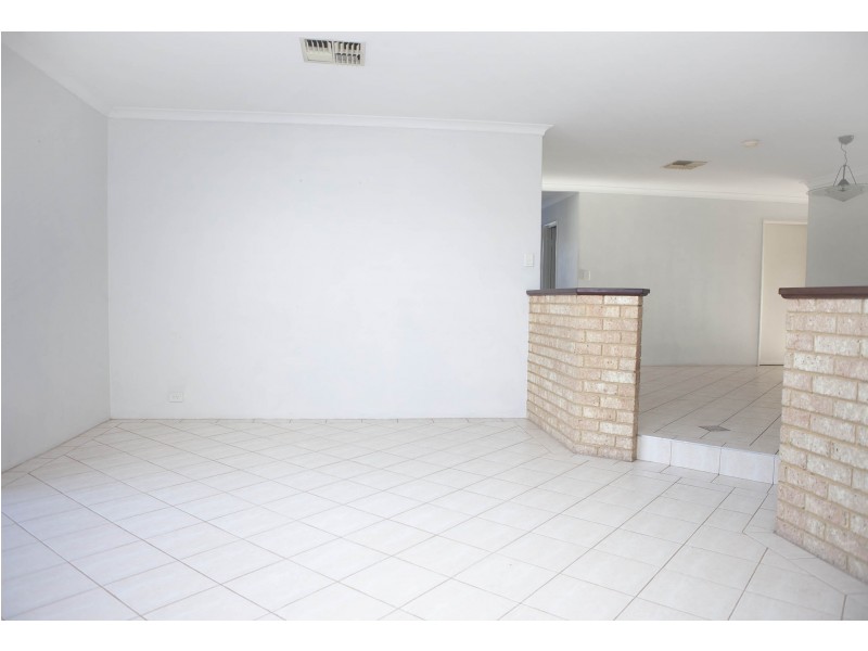 24 Bonanza Court, Huntingdale WA 6110