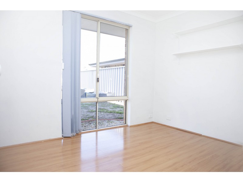 24 Bonanza Court, Huntingdale WA 6110