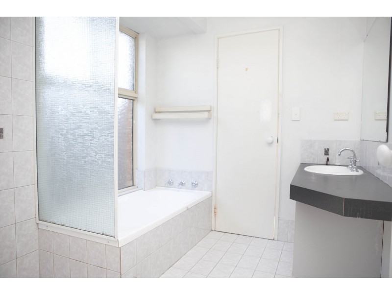 24 Bonanza Court, Huntingdale WA 6110