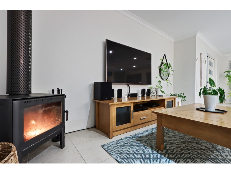 3 Bayonne Corner, Piara Waters WA 6112