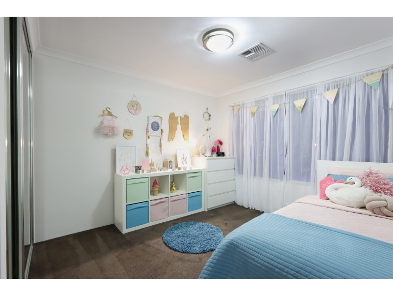3 Bayonne Corner, Piara Waters WA 6112
