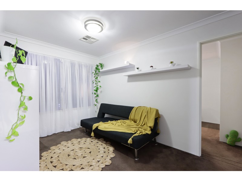3 Bayonne Corner, Piara Waters WA 6112