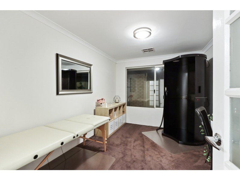 3 Bayonne Corner, Piara Waters WA 6112