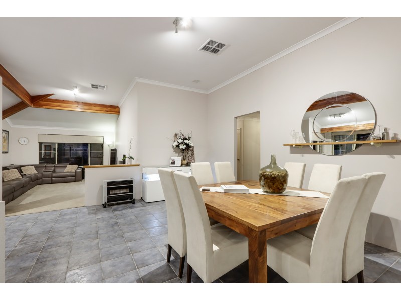 21 Lucas Loop, Canning Vale WA 6155