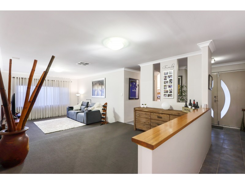 21 Lucas Loop, Canning Vale WA 6155