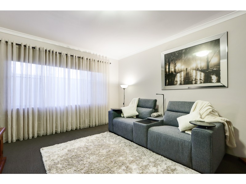21 Lucas Loop, Canning Vale WA 6155