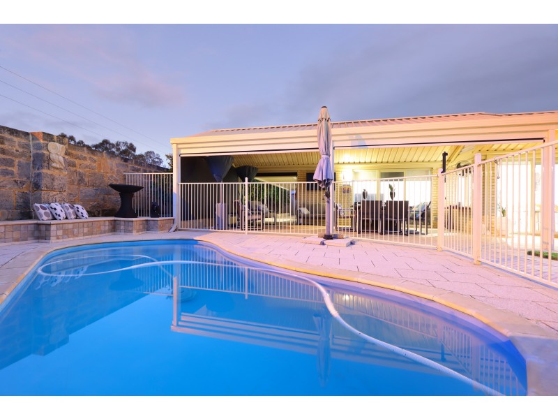 21 Lucas Loop, Canning Vale WA 6155