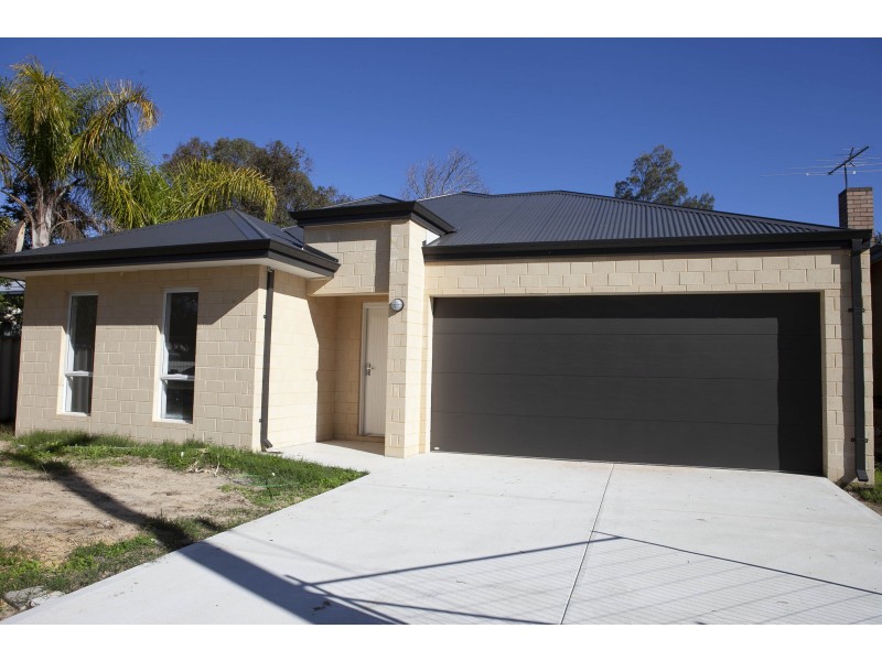 1 Colleen Street, Gosnells WA 6110