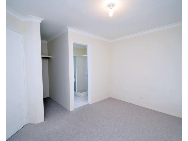 56 Ellamere Retreat, Maddington WA 6109