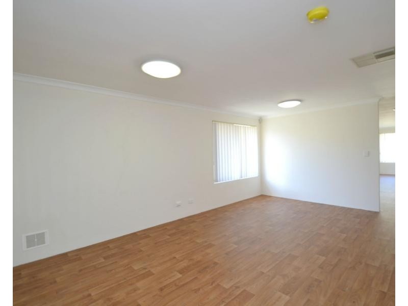 56 Ellamere Retreat, Maddington WA 6109