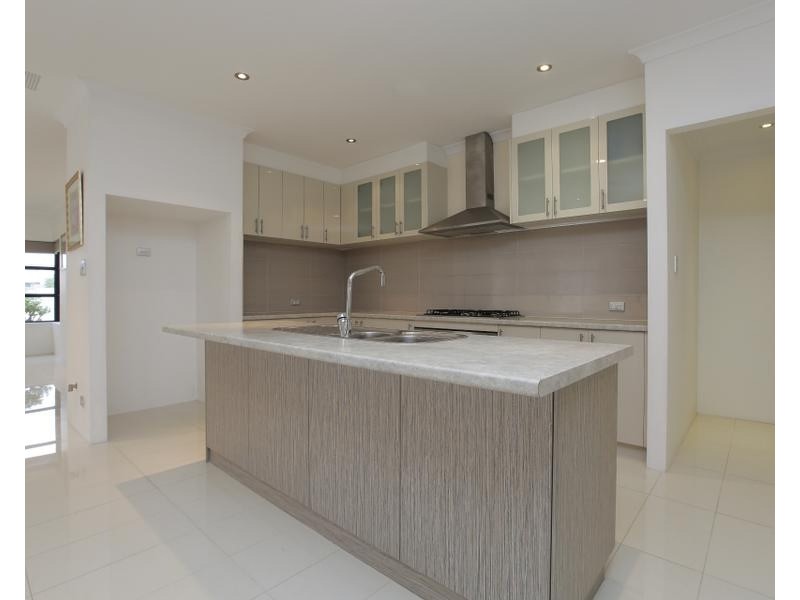 10 Harlequin Pass, Southern River WA 6110