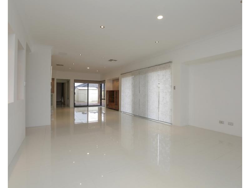 10 Harlequin Pass, Southern River WA 6110