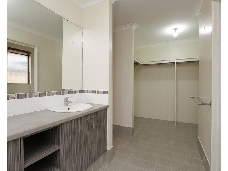 10 Harlequin Pass, Southern River WA 6110