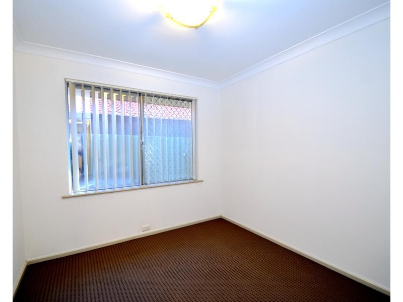 13 Oakajee Ct, Gosnells WA 6110