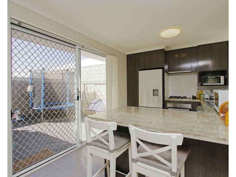16/26 Ivanhoe St, Bassendean WA 6054