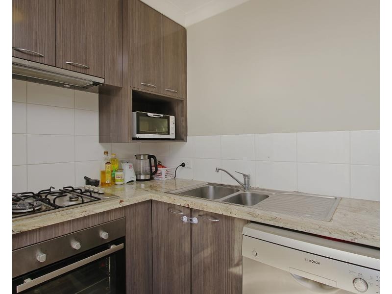 16/26 Ivanhoe St, Bassendean WA 6054