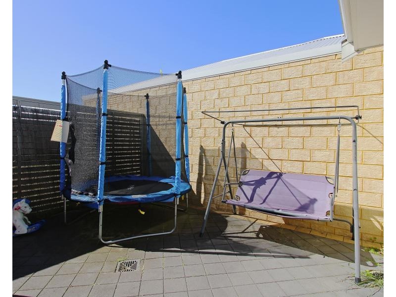 16/26 Ivanhoe St, Bassendean WA 6054